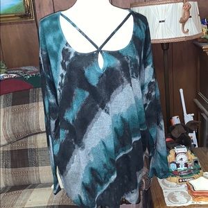 Pretty long sleeve top